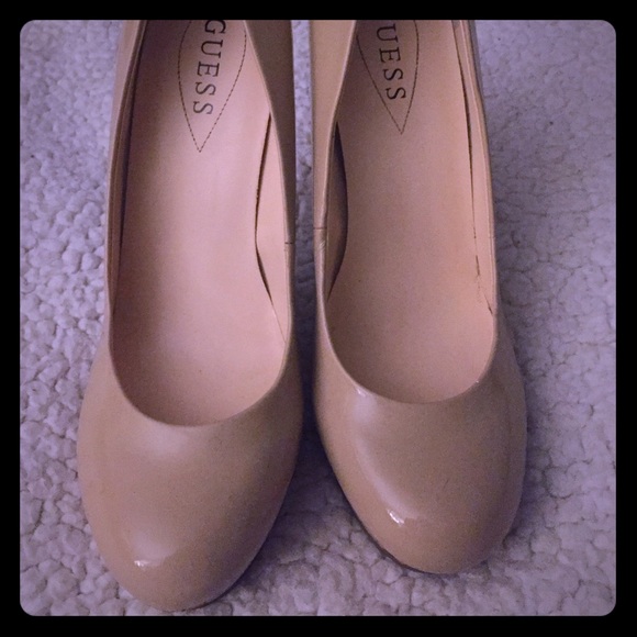 Sexy! GUESS Nude, Patent & Cork Platform Stilettos - Picture 2 of 6